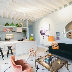 Oever House Antwerpen
