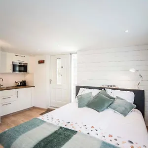 4 U With Private Parking Apartment Zandvoort