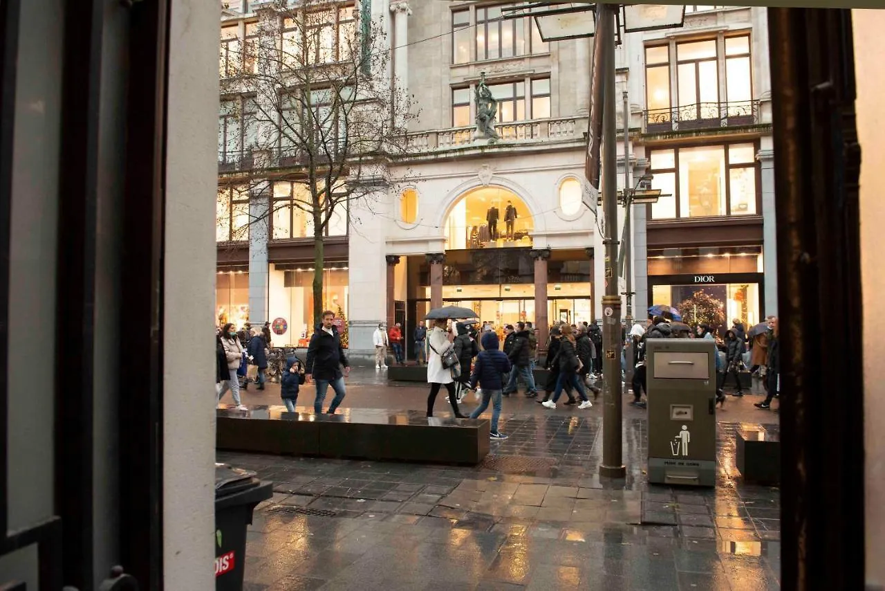 Cityantwerp Een Oase Van Rust Direct Achter De Meir Apartment