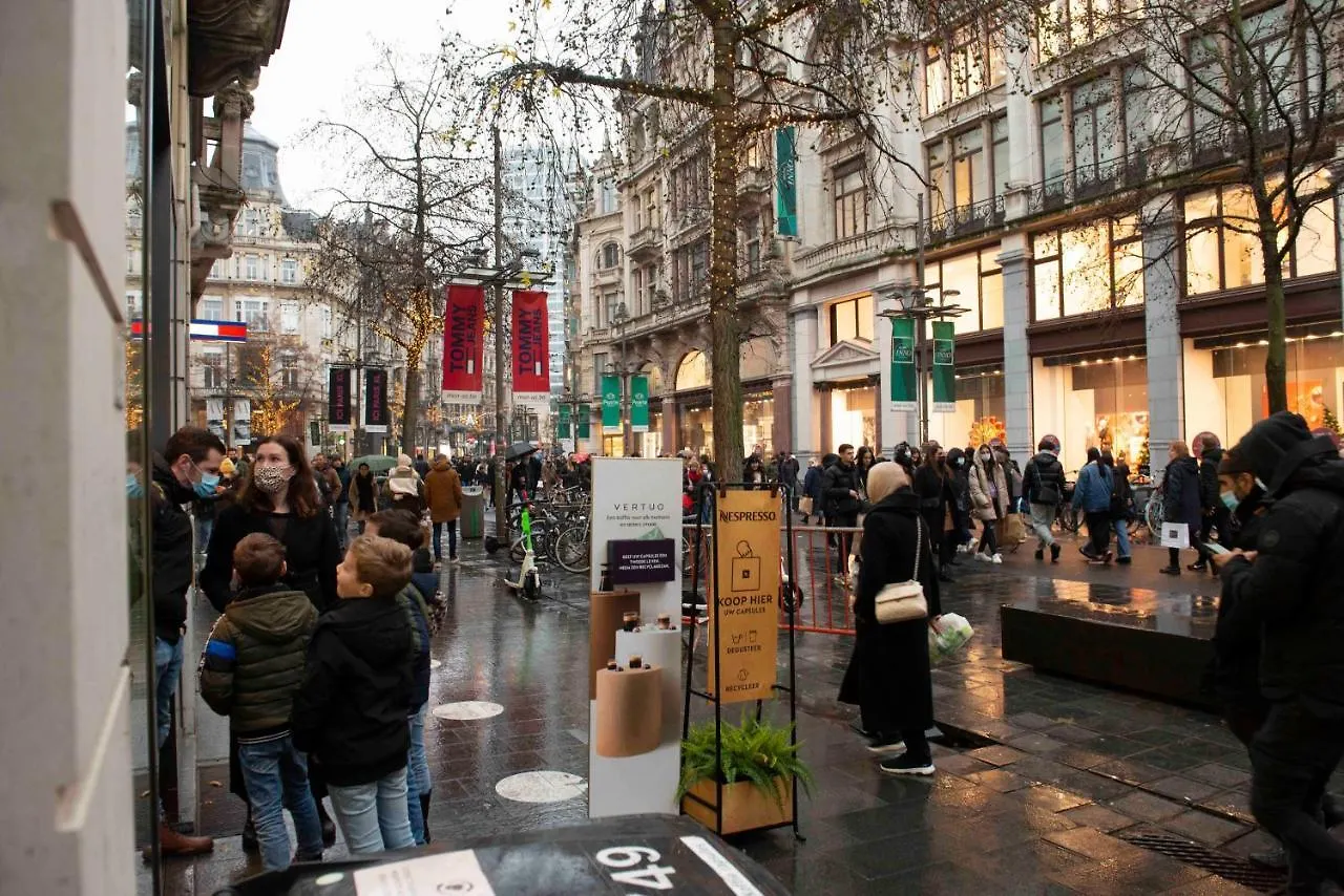 Cityantwerp Een Oase Van Rust Direct Achter De Meir Apartment