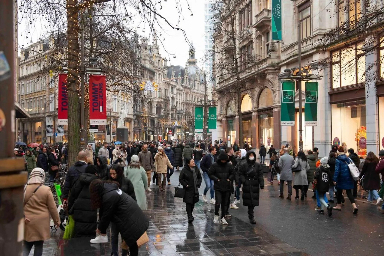 Cityantwerp Een Oase Van Rust Direct Achter De Meir Apartment Belgium